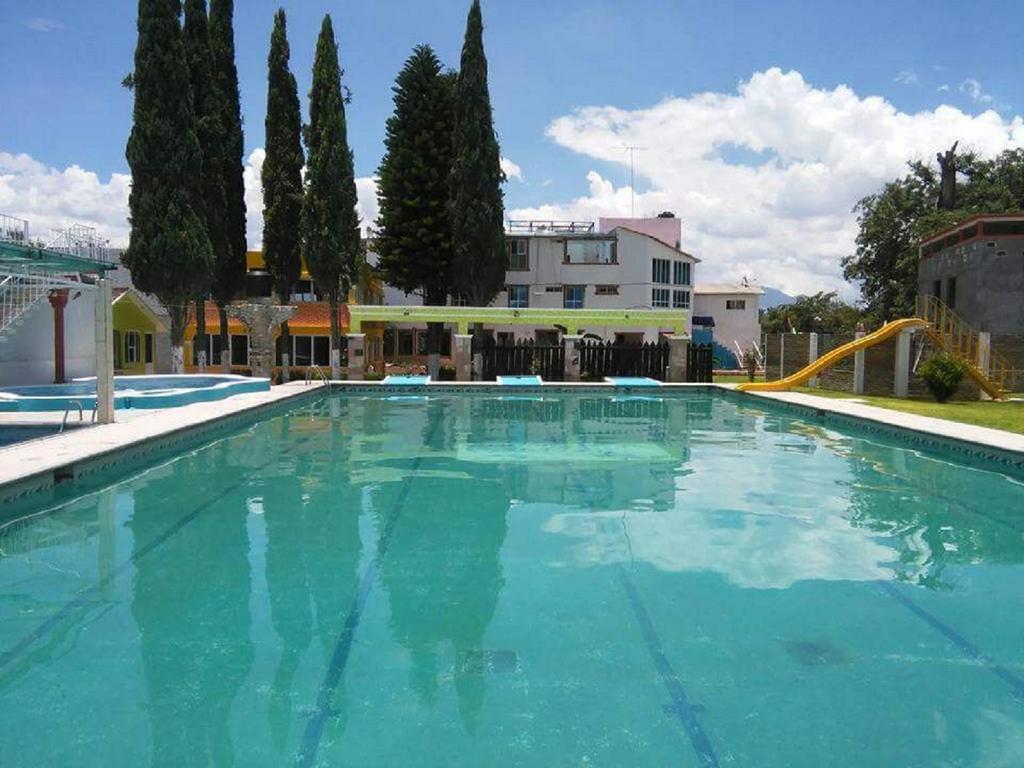 Hotel Cipreses Ixmiquilpan Exteriör bild